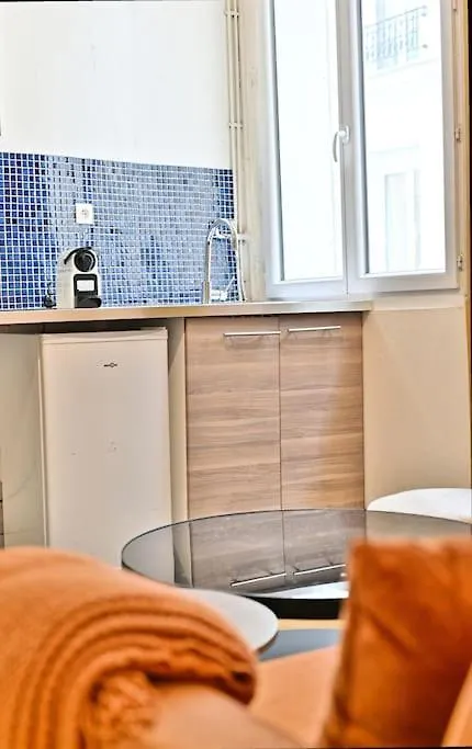 Appartement Rez-De-Chaussee Paris - Montparnasse Apartment