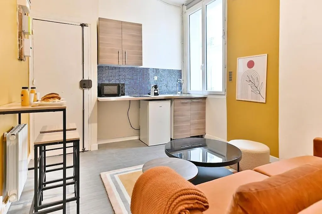 Appartement Rez-De-Chaussee Paris - Montparnasse