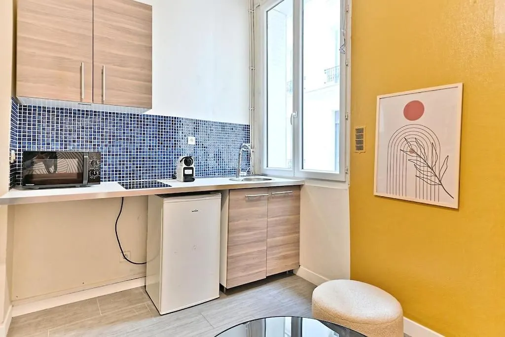 Appartement Rez-De-Chaussee Paris - Montparnasse 0*,  France